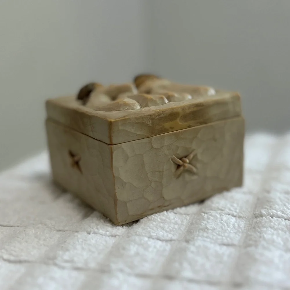 Willow Tree Friendship Trinket Box Vintage 2003